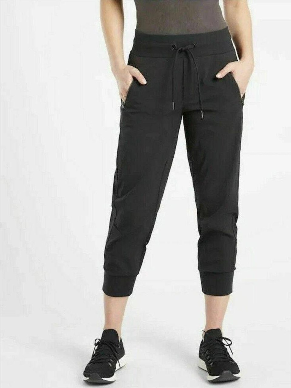 Athleta Black Trekkie North Crop Jogger 23”